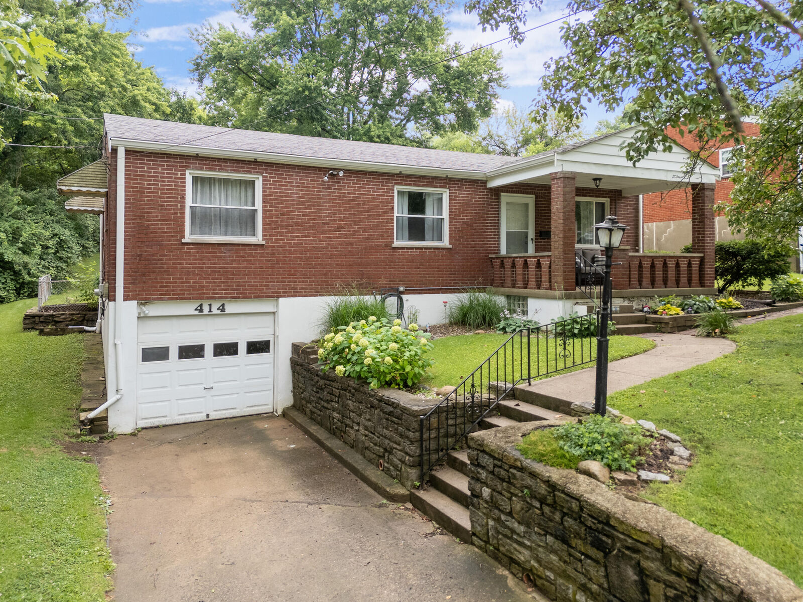 Property Photo:  414 Silverlake Avenue  KY 41018 