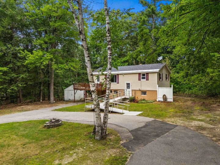 Property Photo:  11 Dudley Drive  NH 03887 