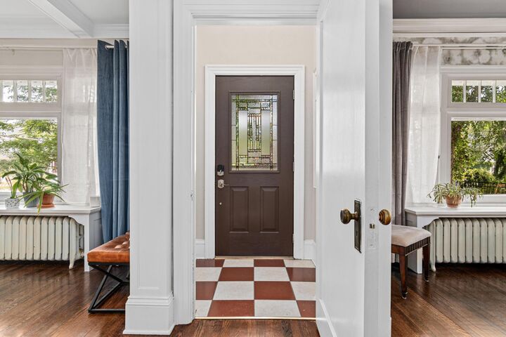 Property Photo:  3500 Park Avenue  MN 55407 