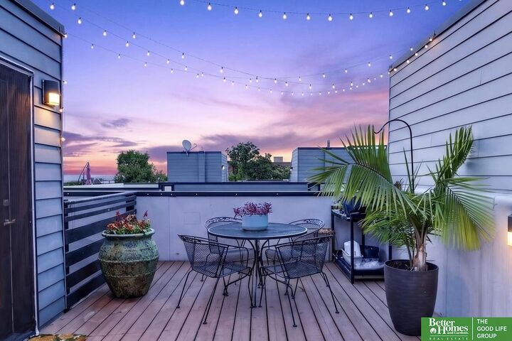 Property Photo: 1207 S 10 Court NE 68108