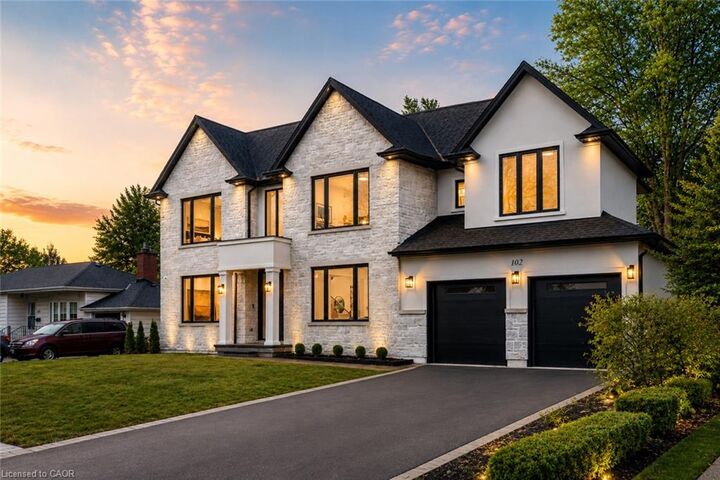 Property Photo:  102 Cumming Court  ON L9G 1V3 