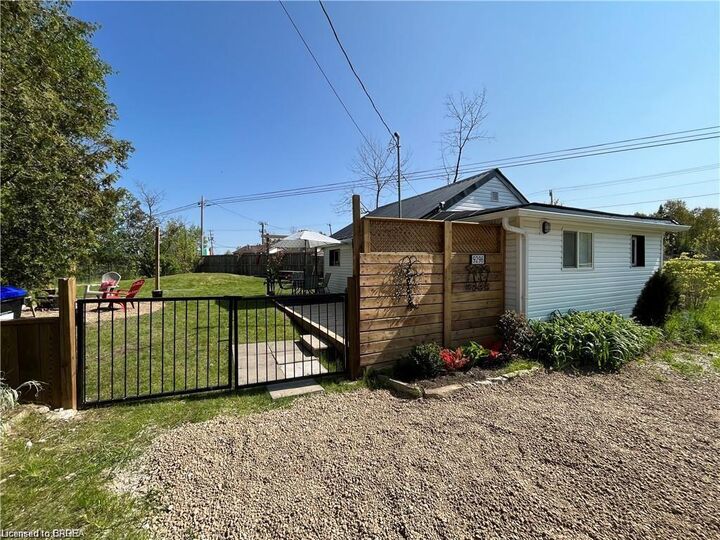 9296 Beachwood Road — photo 1