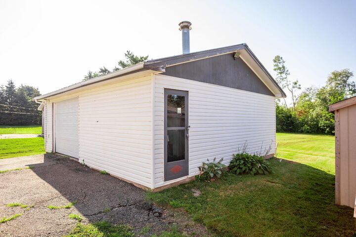 Property Photo: 2011 Robertson Road PE C0A 1R0