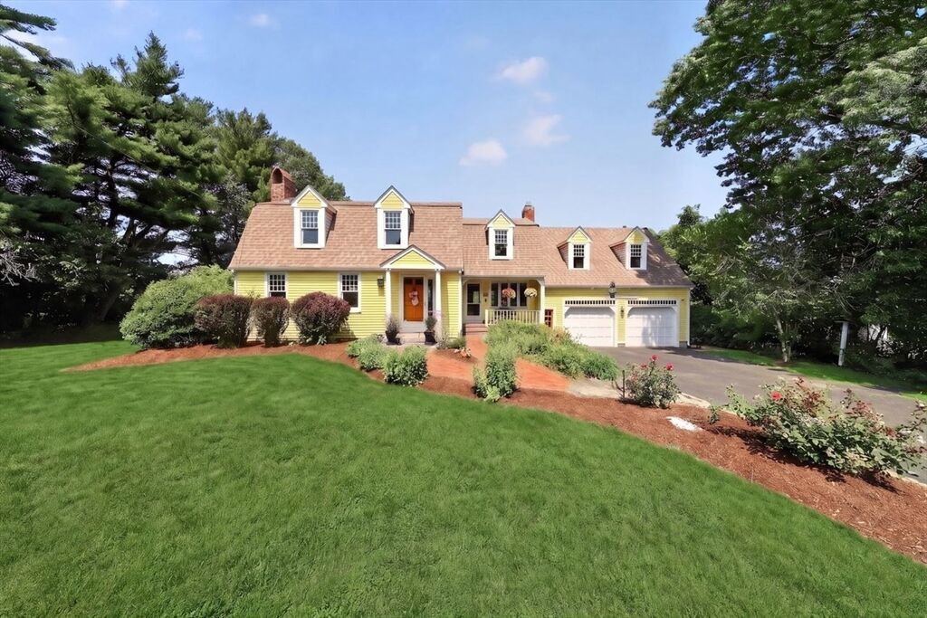 Property Photo:  111 Washington Street  MA 02339 