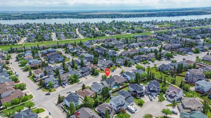 Property Photo: 172 West Creek Boulevard AB T1X 1L8