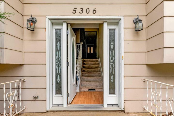 Property Photo:  5306 51 Ave  AB T0B 1A0 