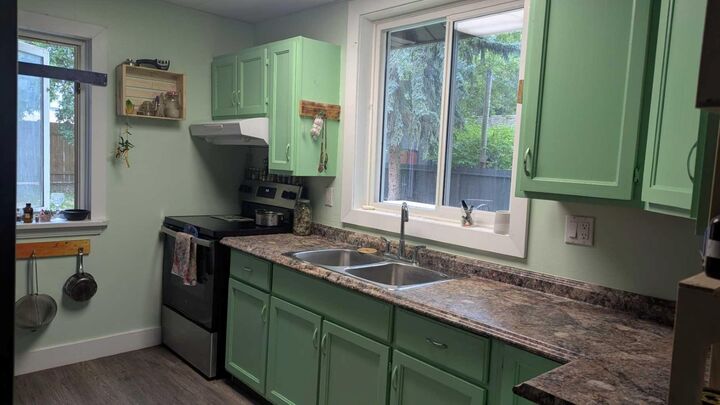 Property Photo:  5028 52 Street  AB T0B 3S0 