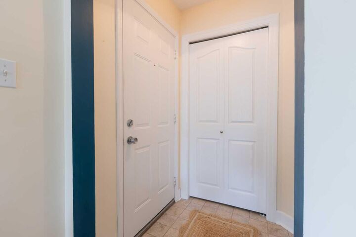 Property Photo:  931 20 Street S  AB T1J 3K1 