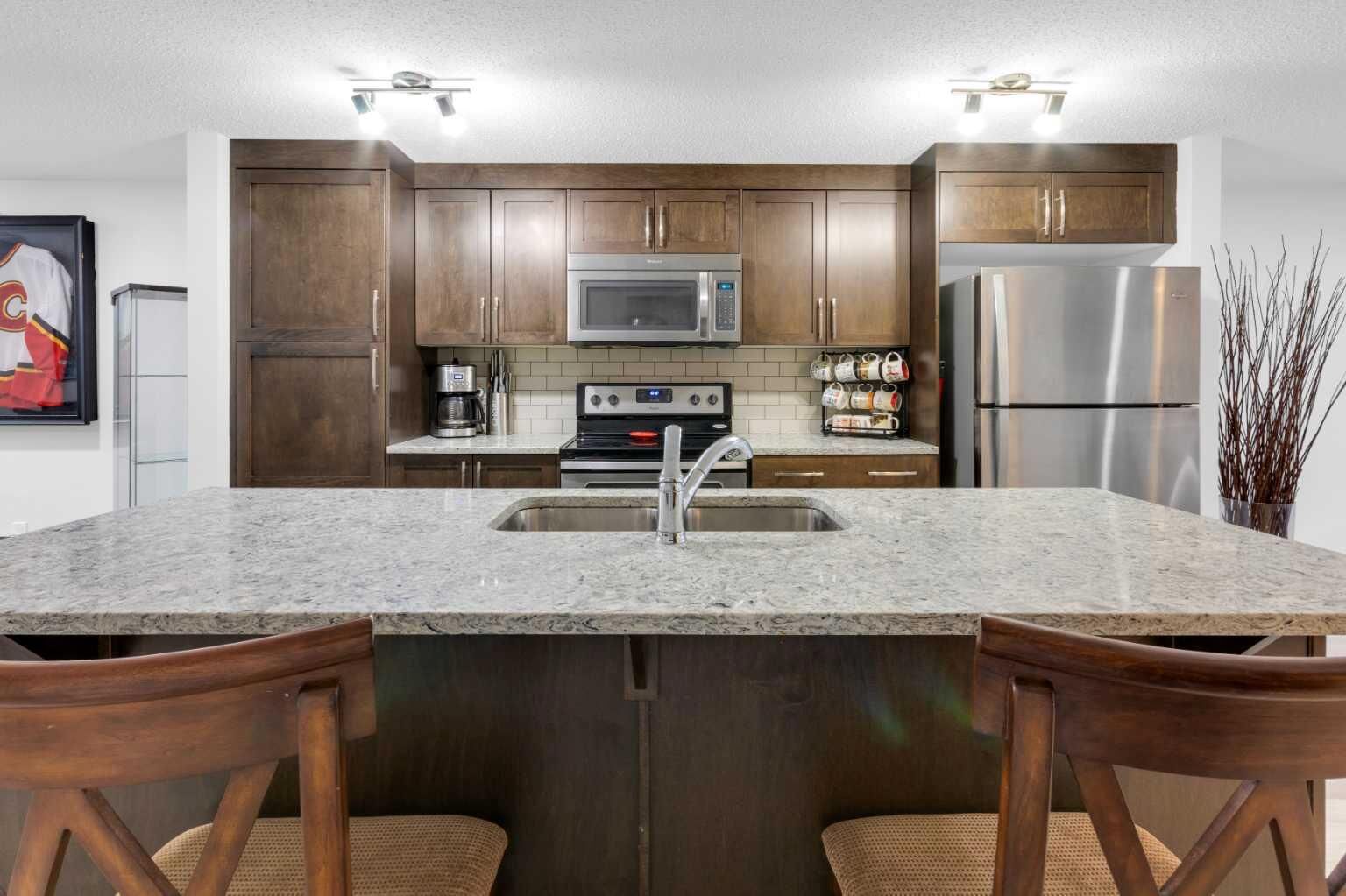 Property Photo:  2400 Ravenswood View SE 1503  AB T4A 0V7 