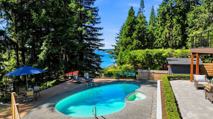 Property Photo: 164 Madrona Drive NW WA 98335