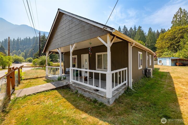 Property Photo: 26706 469th Avenue NE WA 98241