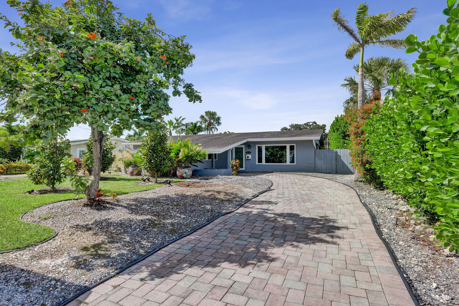 Property Photo:  316 NW 20th Street  FL 33311 