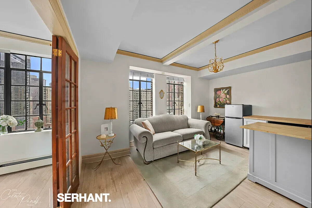 Property Photo:  320 E 42nd Street 2318  NY 10017 