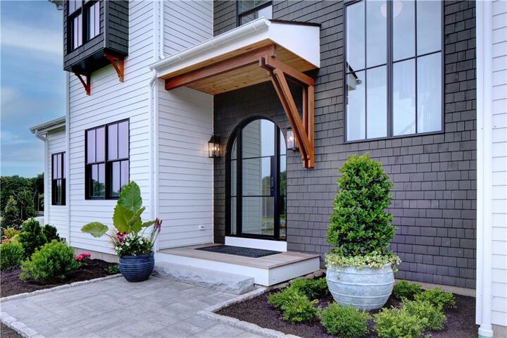 Property Photo:  2 Stone Bridge Drive  RI 02842 
