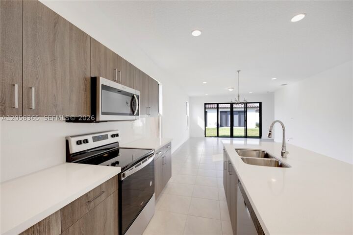 Property Photo: 5574 Cassidy Lane FL 34142