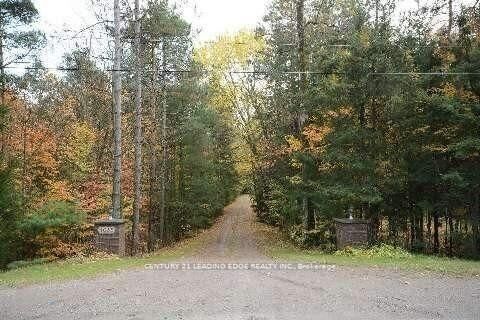Property Photo:  4035 Aurora Road  ON L3Y 4W1 