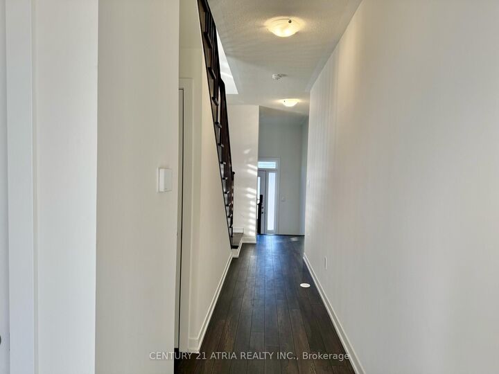 Property Photo:  53 Riley Reed Lane  ON L4S 0M3 