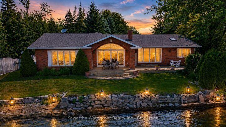Property Photo:  106 Crescent Drive  ON K0M 1A0 