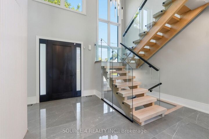 Property Photo: 1404 Wren Avenue ON L6L 2V6