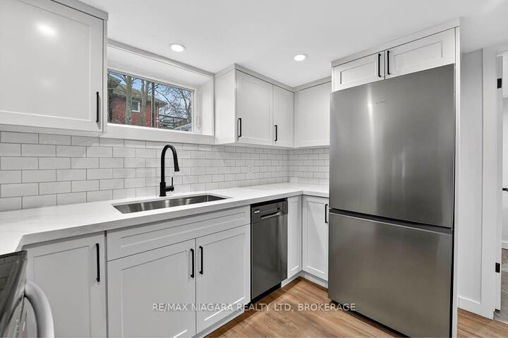 Property Photo:  3548 Bond Street Lower  ON L2G 6H8 