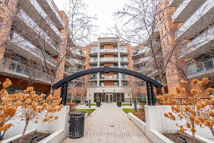 Property Photo: 281 Woodbridge Avenue 621 ON L4L 0C6