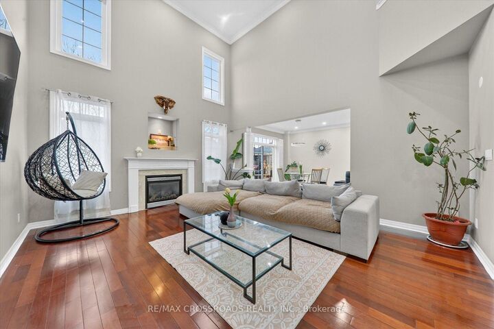 Property Photo: 1626 Chilliwack Street ON L1K 0C4