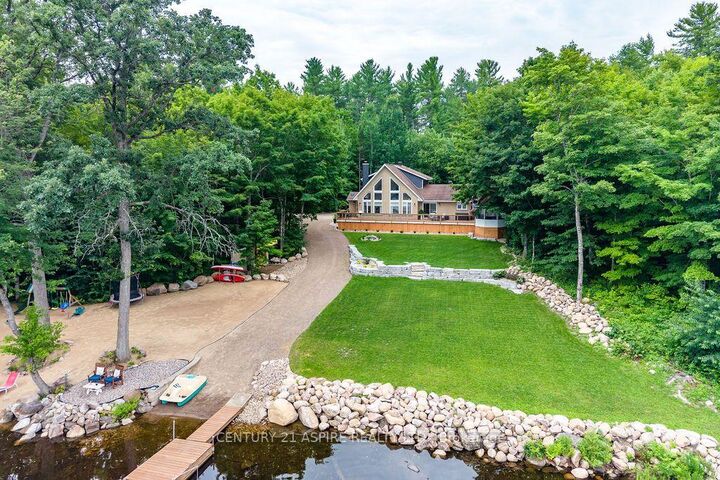 Property Photo: 978 Rantz Road ON K8H 2W8