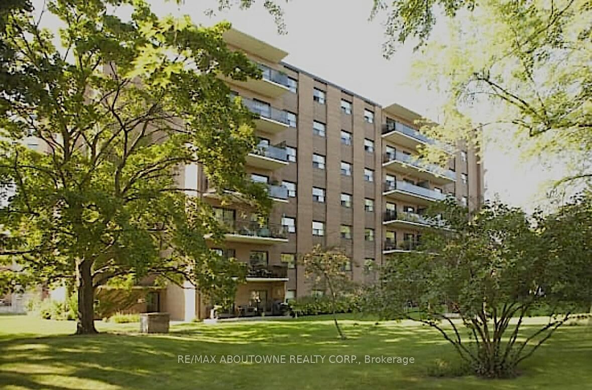 Property Photo:  135 Allan Street 310  ON L6J 3N4 