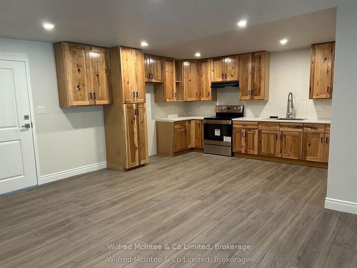 Property Photo:  380 1st Avenue N 5  ON N0G 1L0 