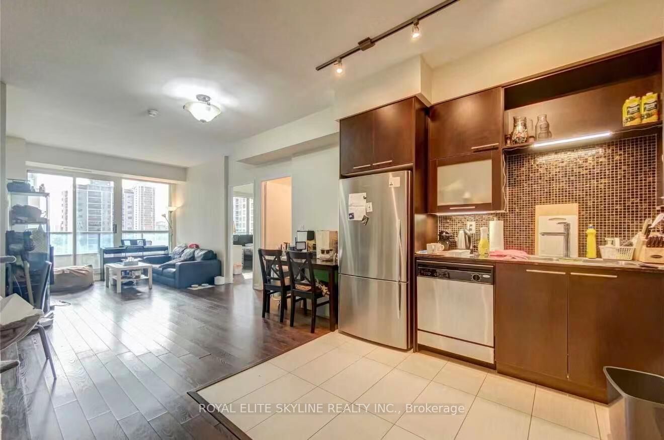 Property Photo: 500 Sherbourne Street 708 ON M4X 1L1