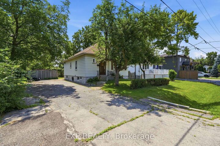 Property Photo: 188 Troy Street ON L5G 1S7
