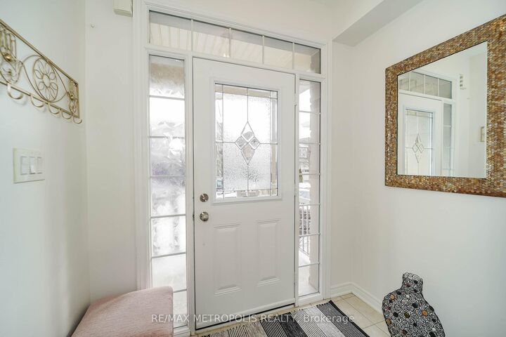 Property Photo:  58 Lady Loretta Lane  ON L6A 4E9 