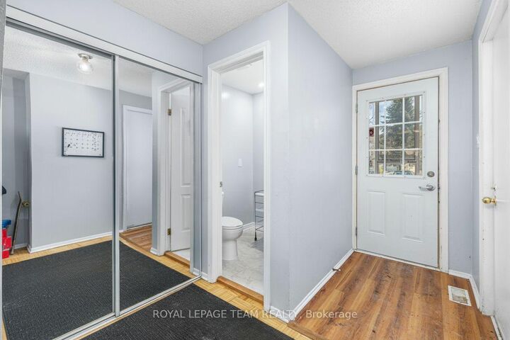 Property Photo: 10 Millrise Lane ON K2G 5E6