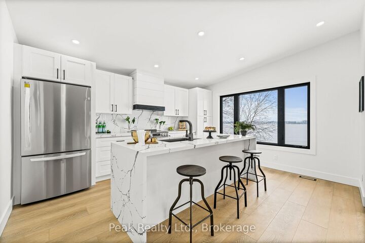 Property Photo:  5 McGill Drive  ON L0B 1K0 