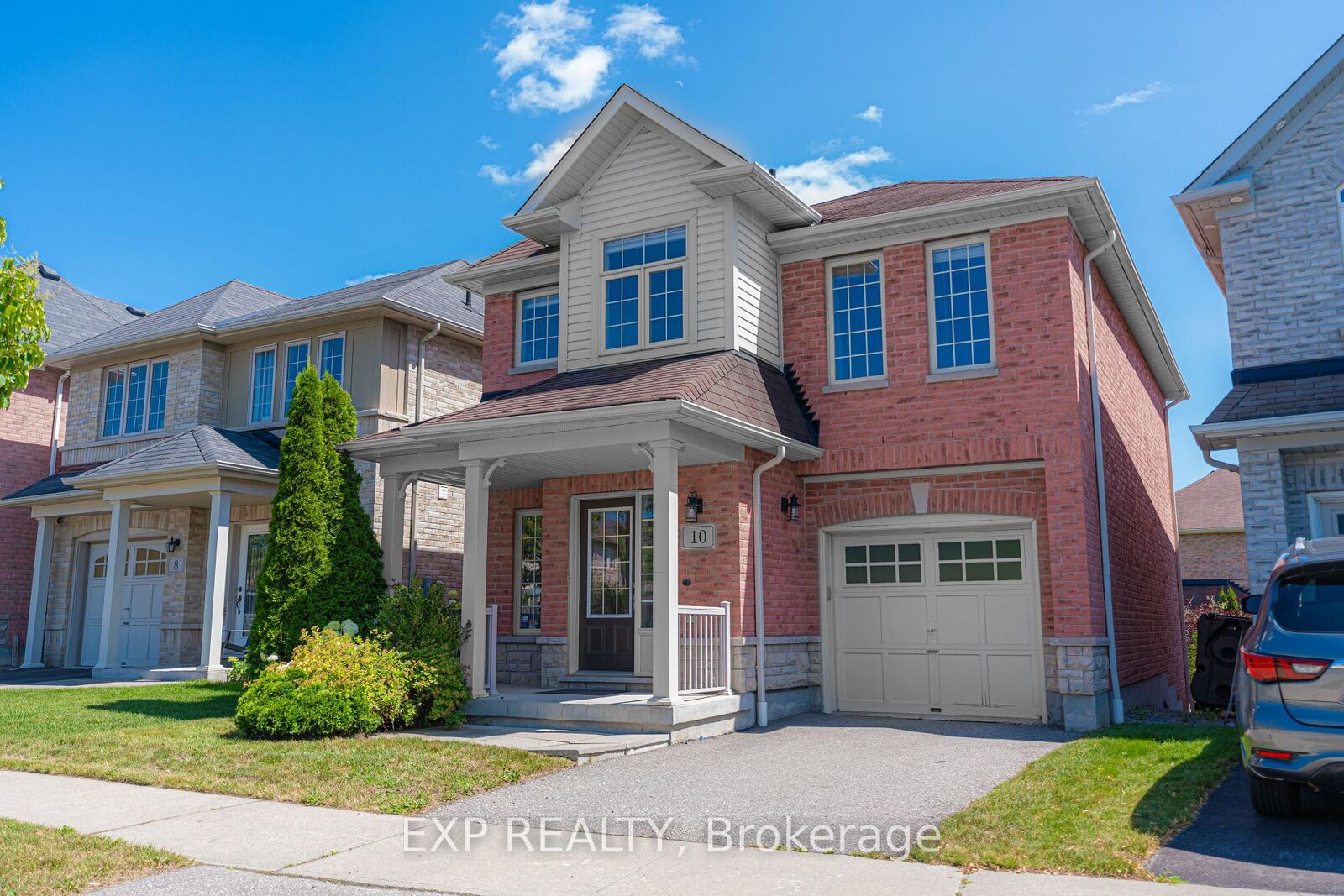 Property Photo:  10 Kinrade Crescent  ON L1Z 0M6 