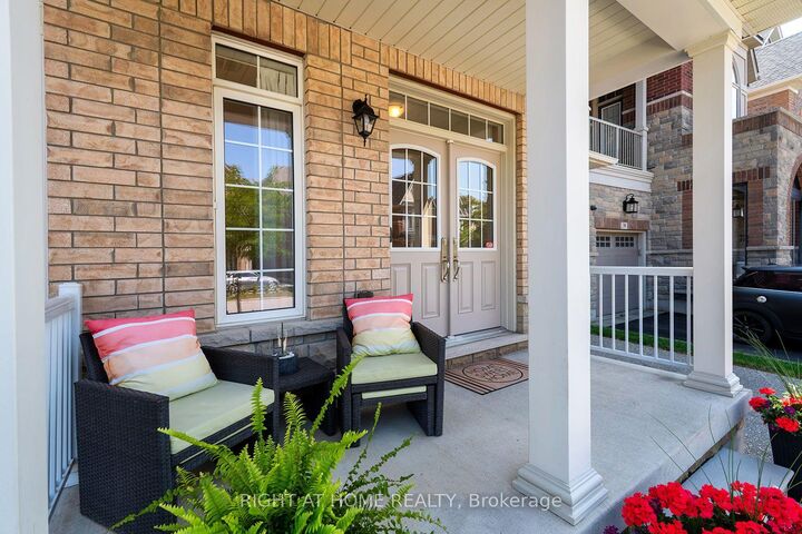 Property Photo:  43 Hopewell Street  ON L4H 3Y1 