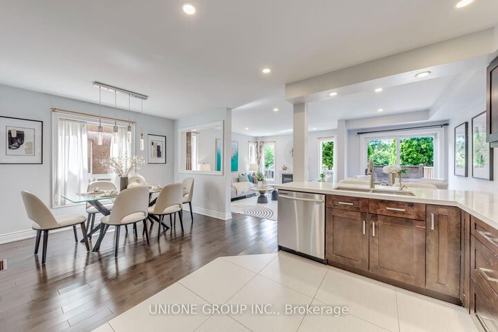Property Photo: 3924 Talias Crescent ON L5M 6L6