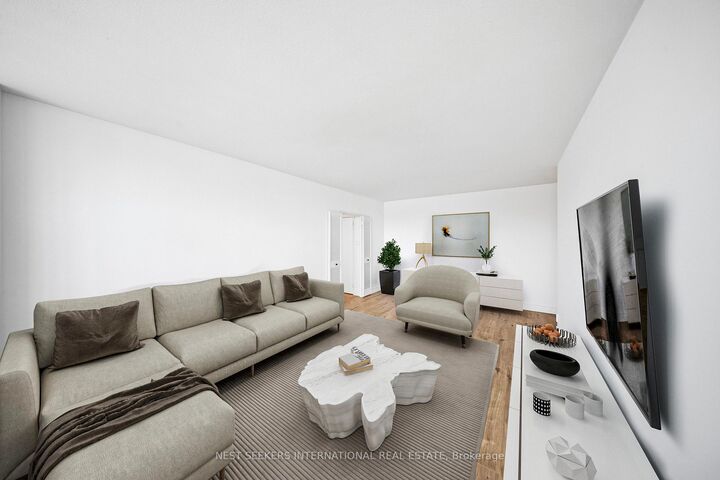 Property Photo: 60 Montclair Avenue 603 ON M5P 1P7