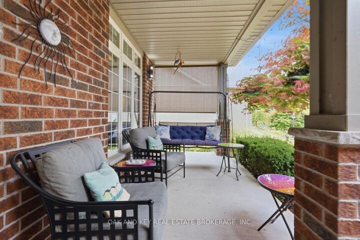 Property Photo: 1269 Birchwood Drive ON N6K 5C2
