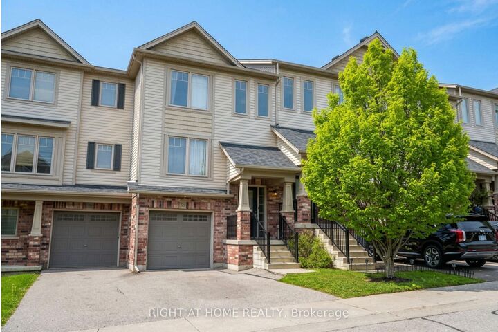 Property Photo: 750 Lawrence Street 59 ON N3H 4A9