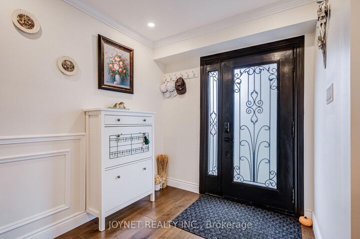 Property Photo:  3027 Glace Bay Road  ON L5N 2J9 