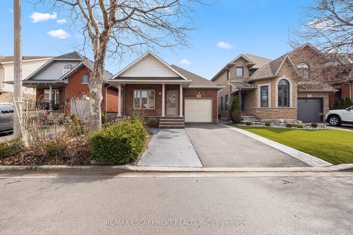 39 McKibbon Avenue — photo 1