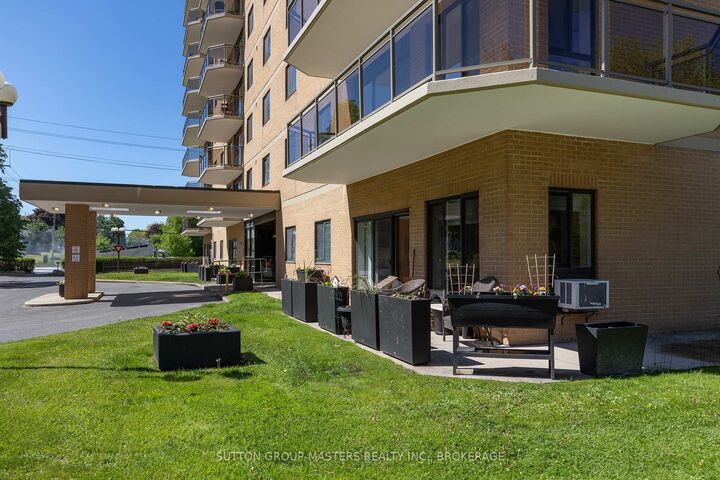 Property Photo:  257 Bath Road 102  ON K7M 7T3 