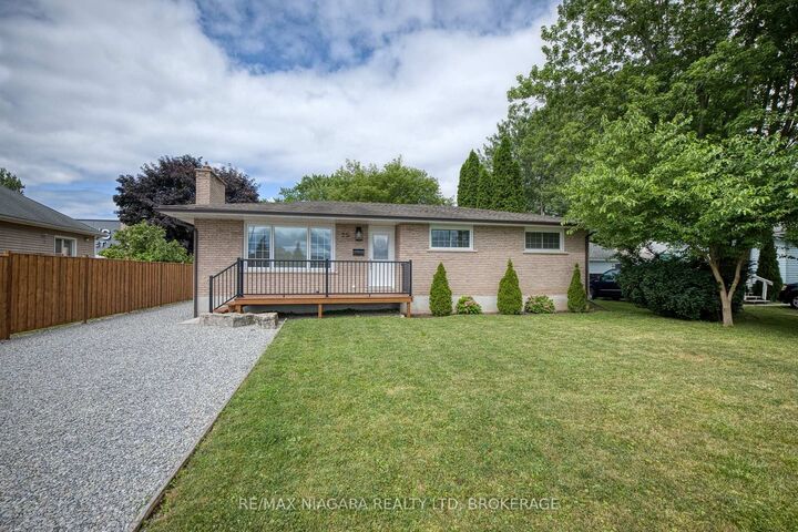 Property Photo: 25 Rice Road ON L3C 2V4