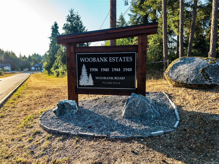 Property Photo: 1948 Woobank Rd BC V9X 1H4