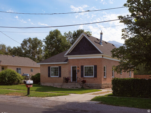Property Photo: 334 N 300 E UT 84003