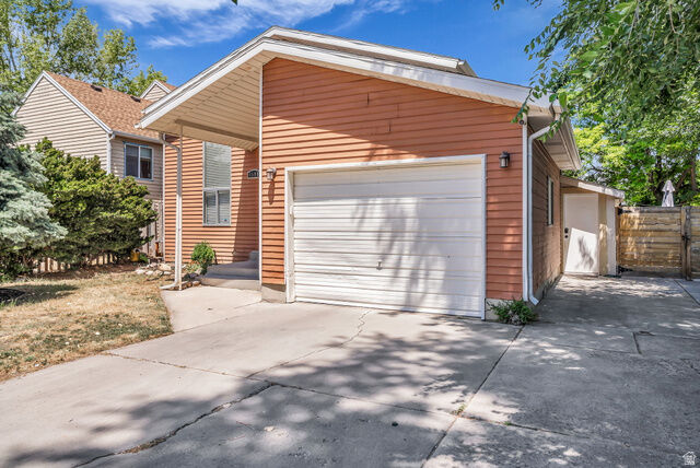 Property Photo: 4598 W Archer Ln UT 84120