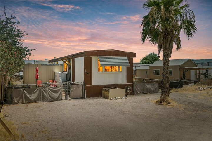 Property Photo: 4586 Camino Ejercito Street AZ 86426