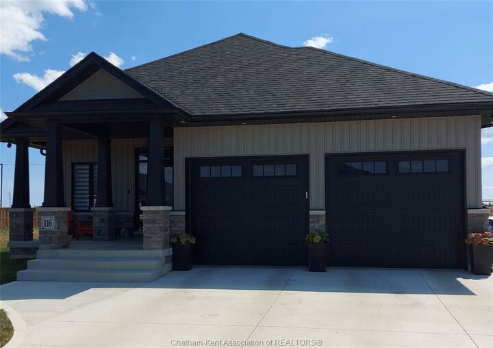 Property Photo: 76 Bloomington Way ON N7L 0H2