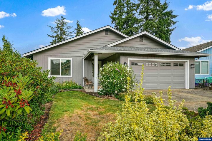 Property Photo:  1639 Nut Tree Dr NW  OR 97304 